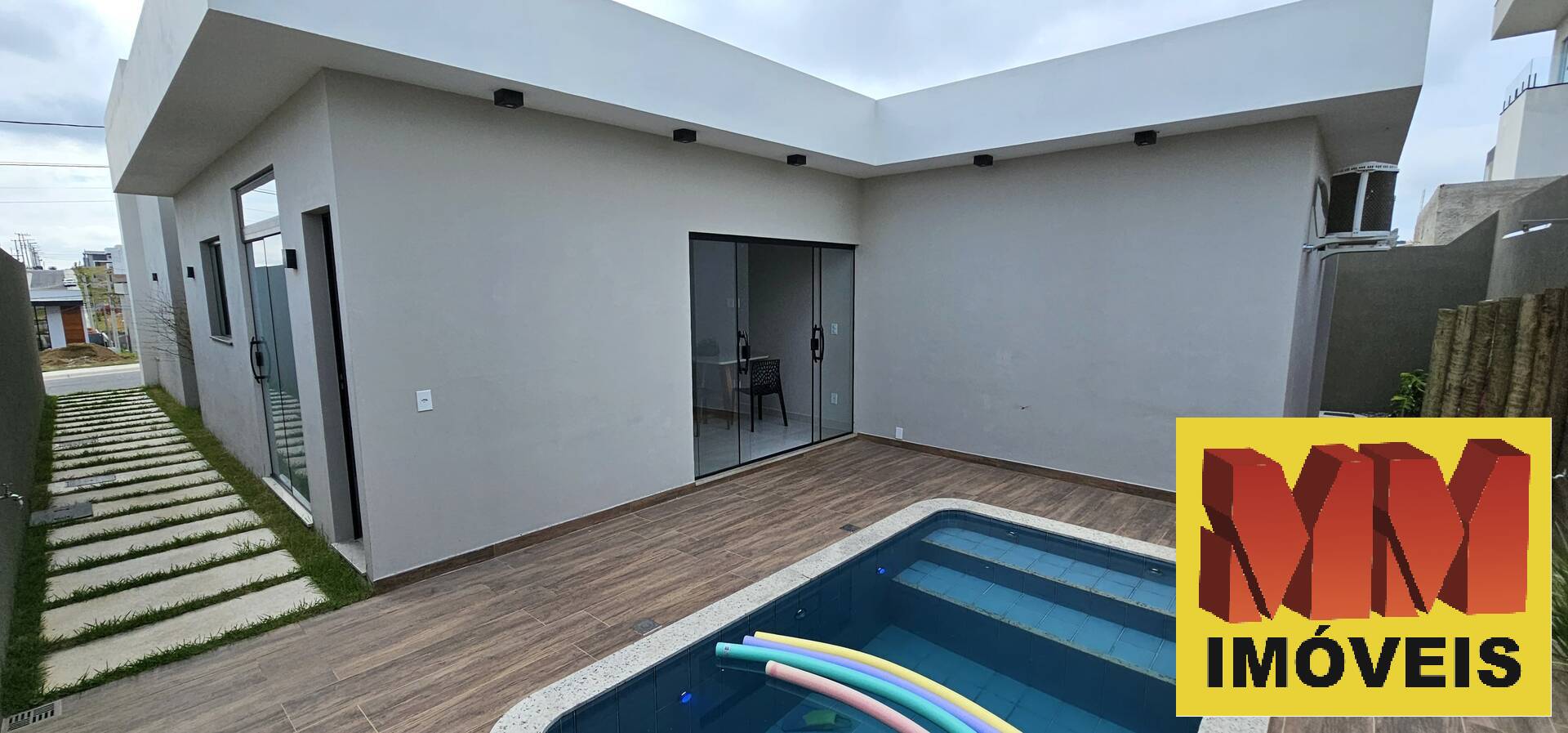 Casa de Condomínio para alugar com 3 quartos, 156m² - Foto 15