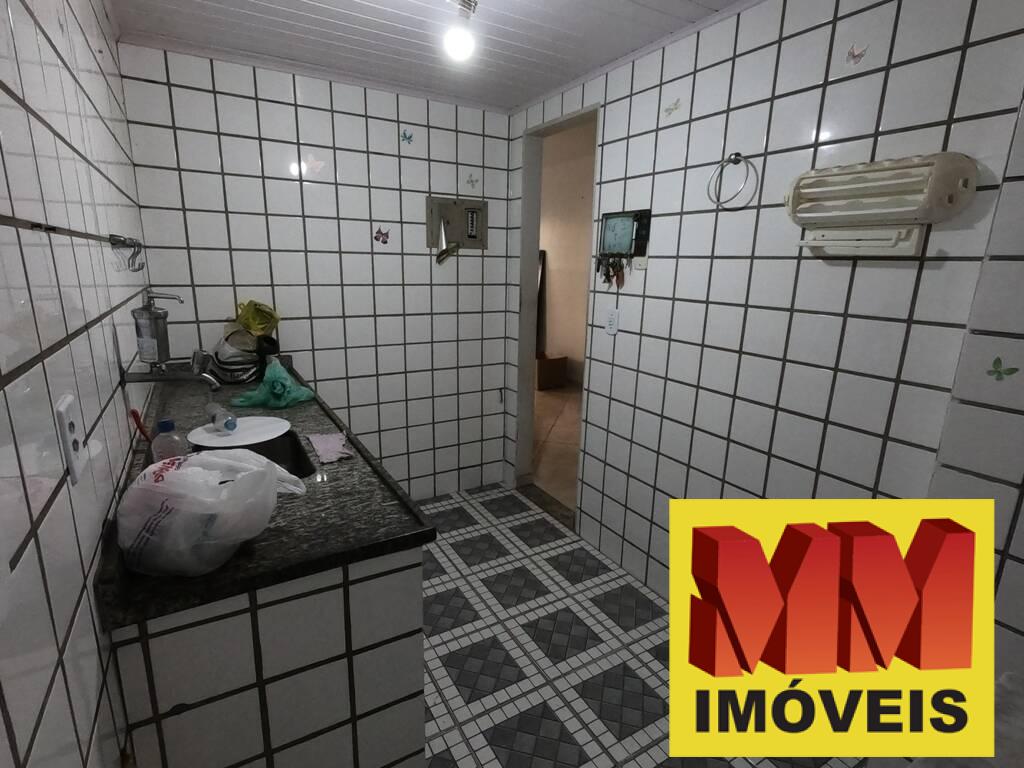 Casa de Condomínio à venda com 2 quartos, 100m² - Foto 13