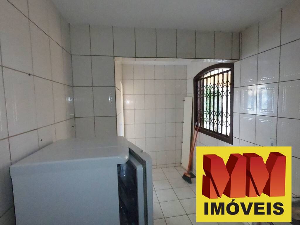 Casa à venda com 4 quartos, 160m² - Foto 11