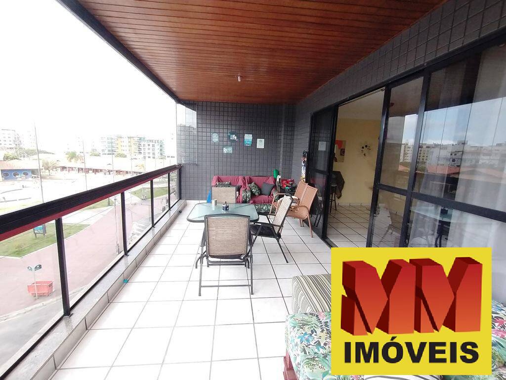 Apartamento à venda com 3 quartos, 120m² - Foto 2