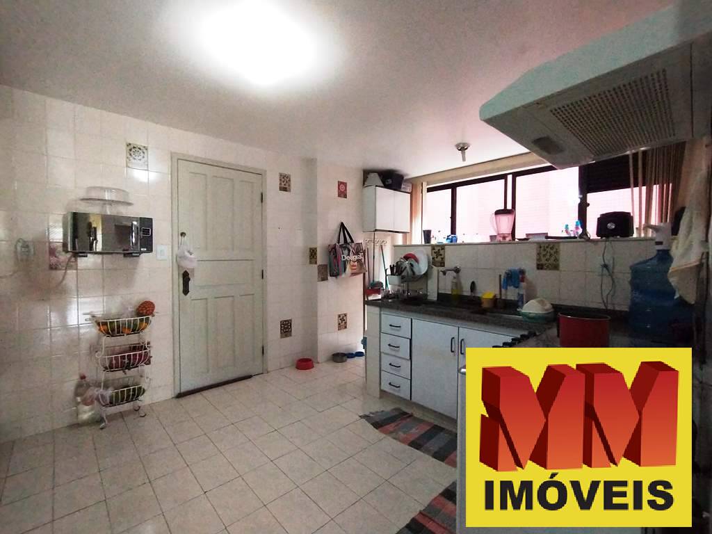 Apartamento à venda com 3 quartos, 120m² - Foto 9