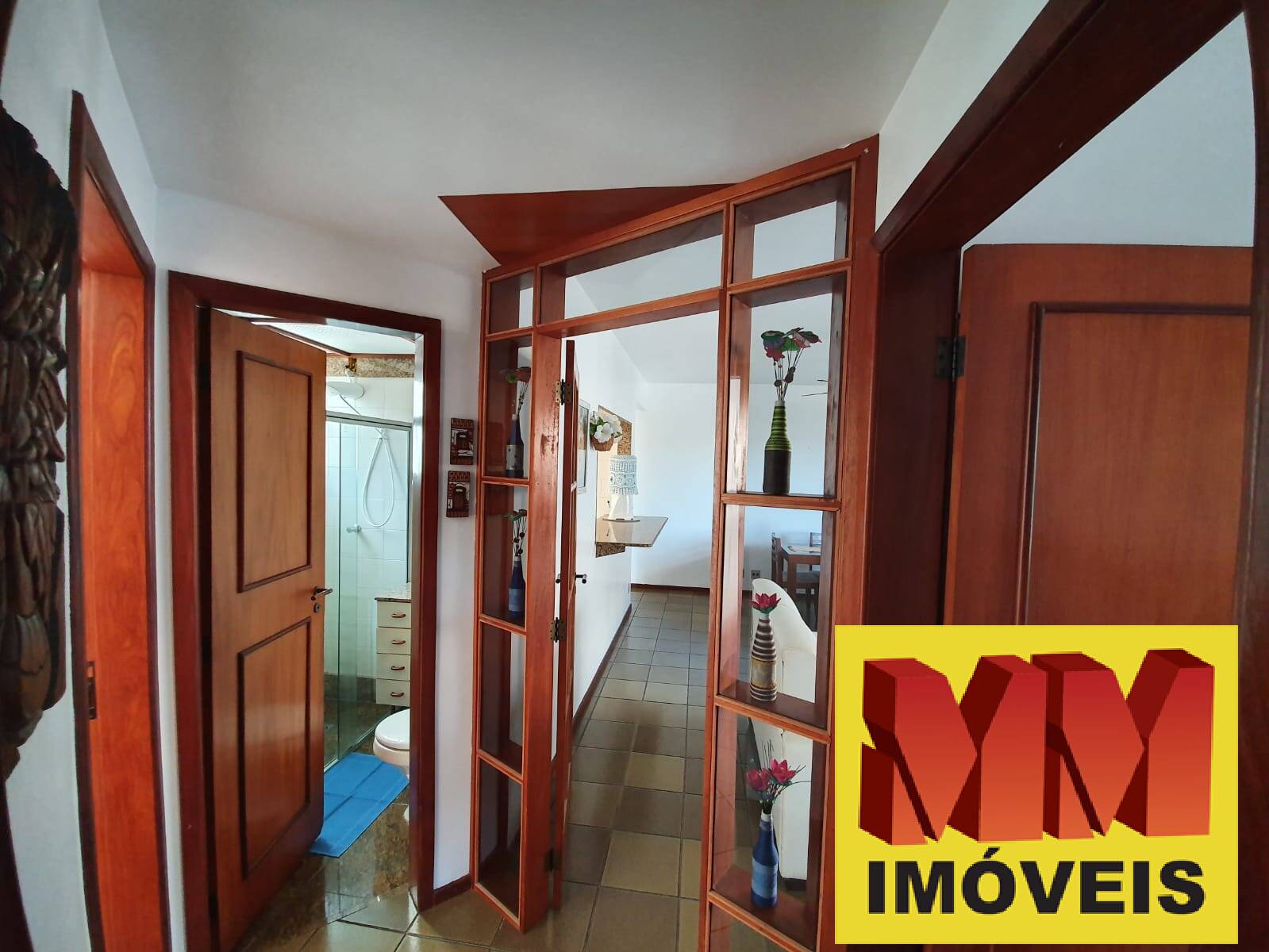 Apartamento à venda com 3 quartos, 154m² - Foto 3