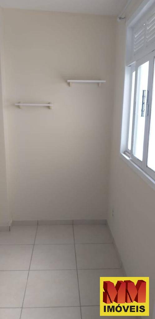 Casa à venda com 6 quartos, 178m² - Foto 39