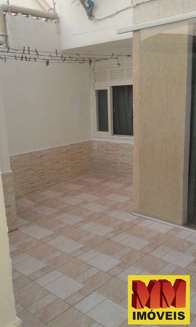 Casa à venda com 6 quartos, 178m² - Foto 40