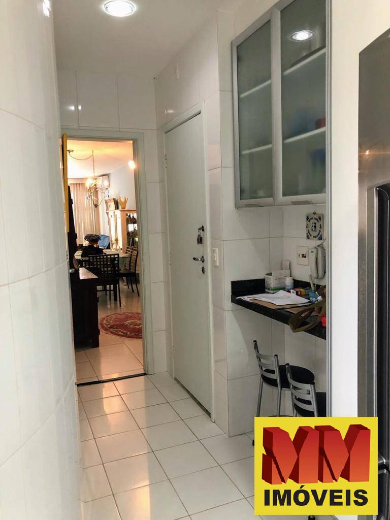 Apartamento à venda com 3 quartos, 110m² - Foto 3