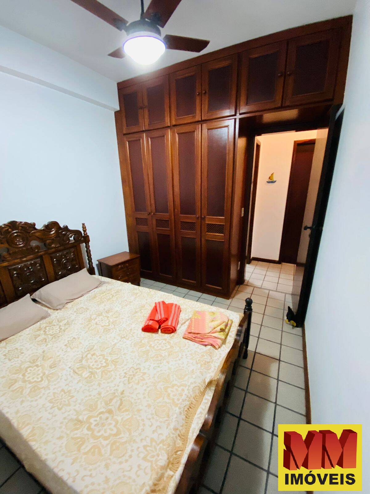 Apartamento à venda com 2 quartos, 75m² - Foto 24