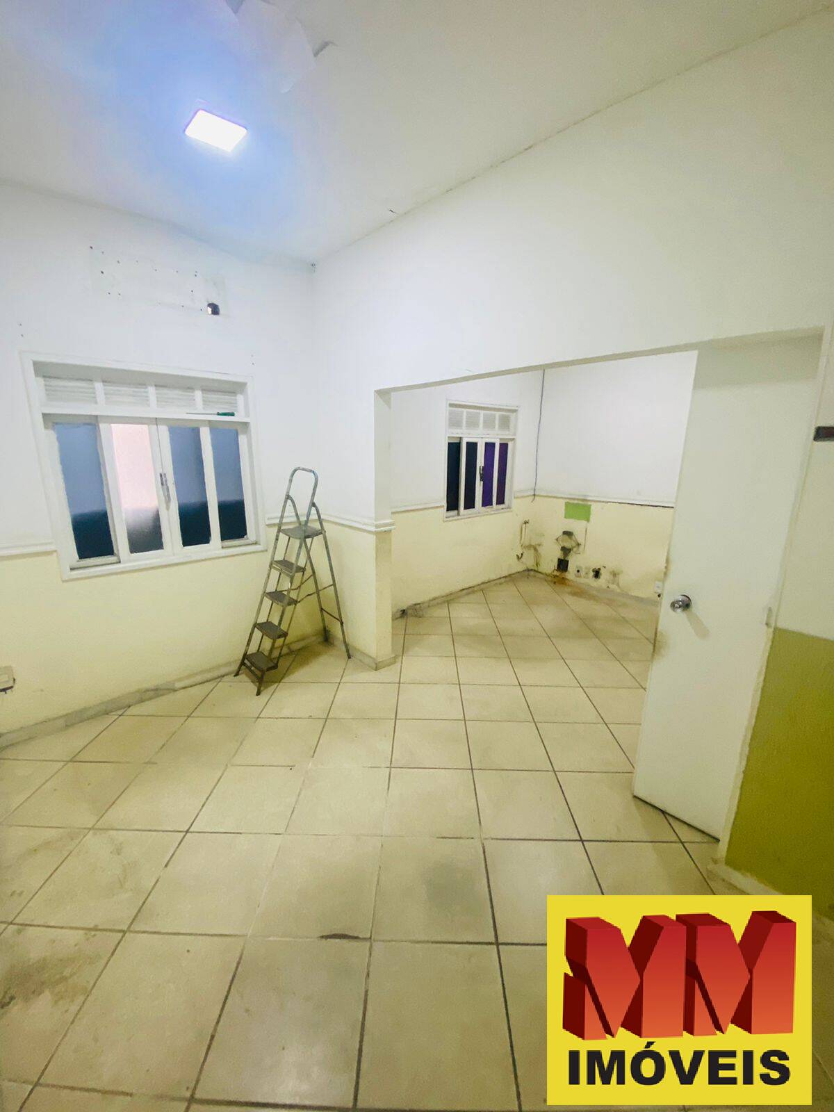 Depósito-Galpão-Armazém para alugar, 100m² - Foto 14