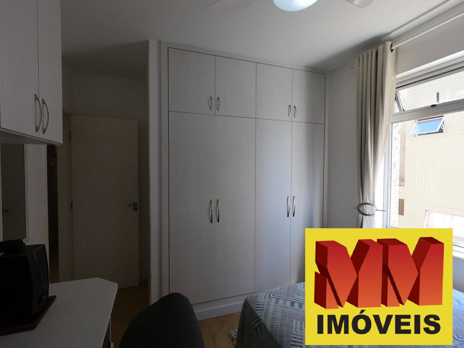 Apartamento à venda com 2 quartos, 70m² - Foto 11