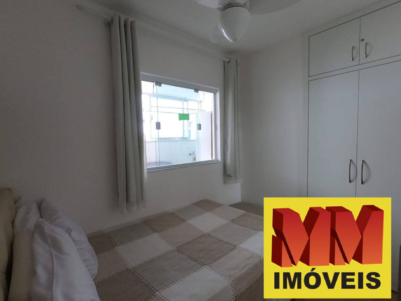 Apartamento à venda com 2 quartos, 70m² - Foto 15