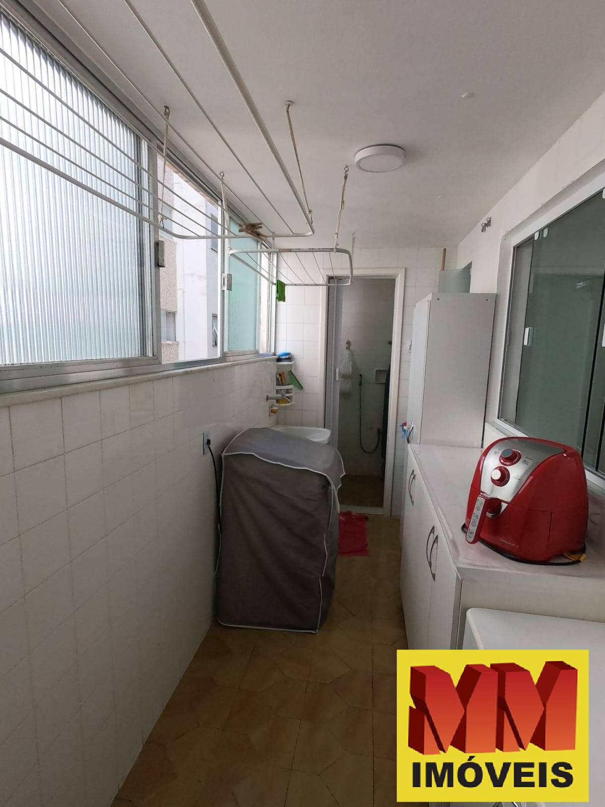 Apartamento à venda com 2 quartos, 70m² - Foto 6