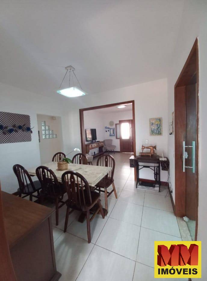 Casa à venda com 3 quartos, 300m² - Foto 10