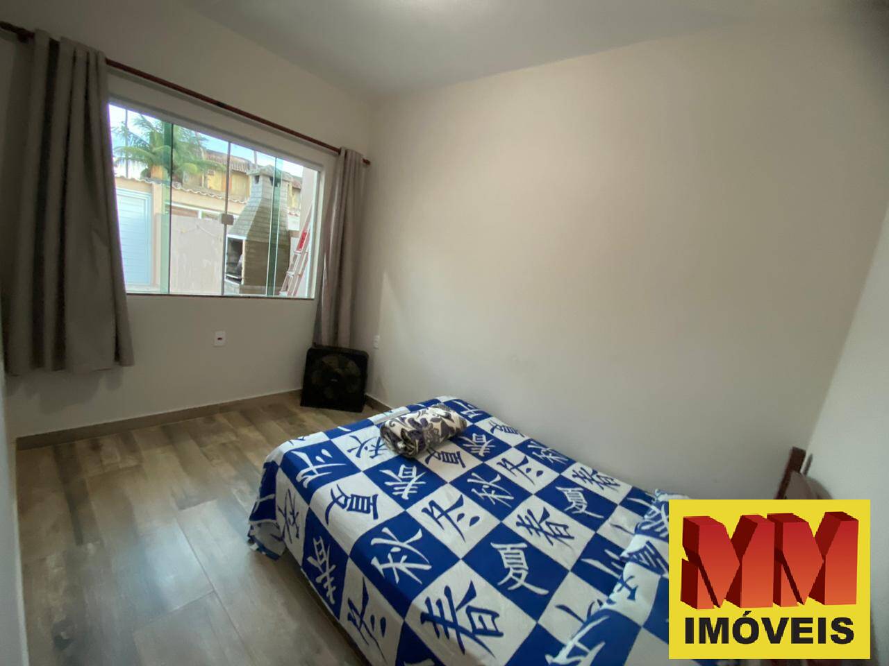 Casa à venda com 2 quartos, 70m² - Foto 18