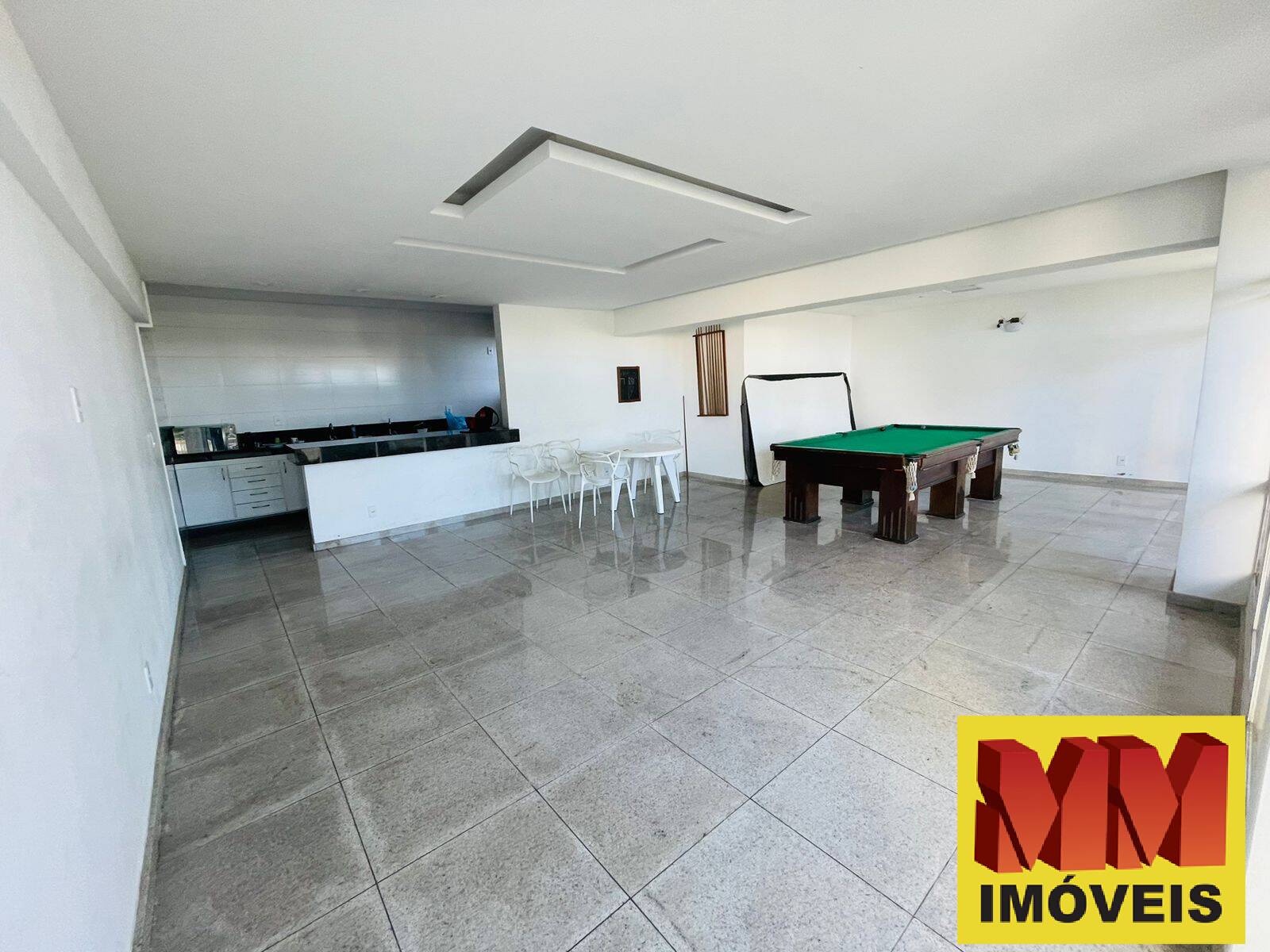 Apartamento à venda com 3 quartos, 112m² - Foto 9