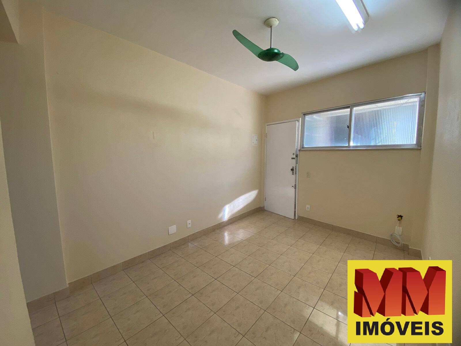 Apartamento à venda com 1 quarto, 39m² - Foto 4