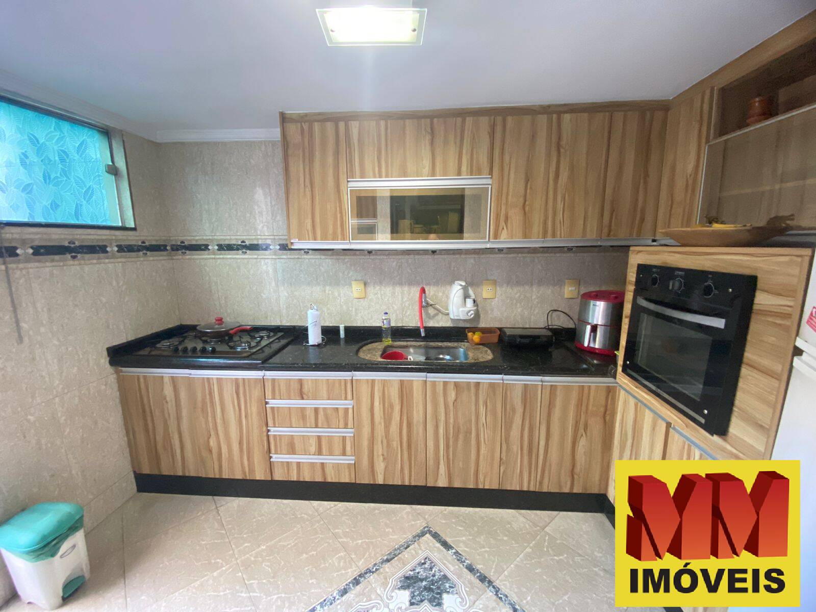 Casa à venda com 3 quartos, 200m² - Foto 7