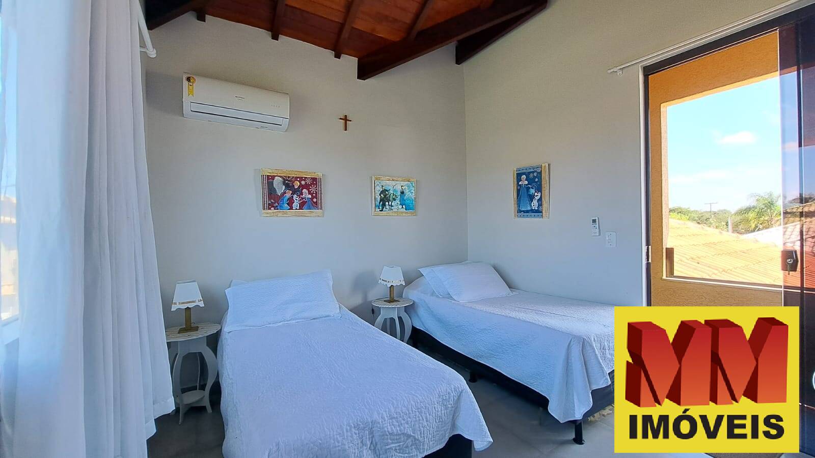 Casa de Condomínio à venda com 4 quartos, 220m² - Foto 16