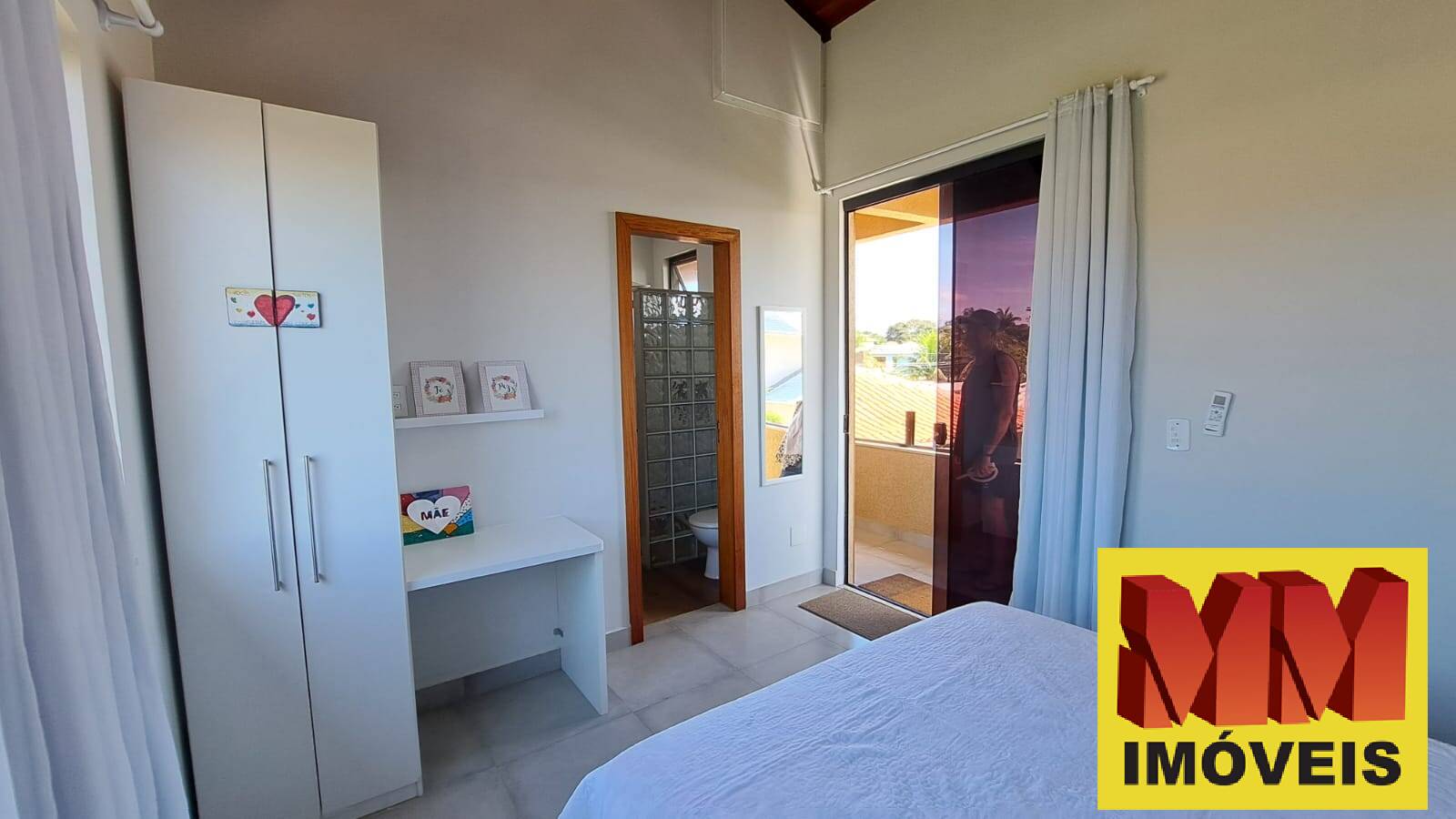 Casa de Condomínio à venda com 4 quartos, 220m² - Foto 19