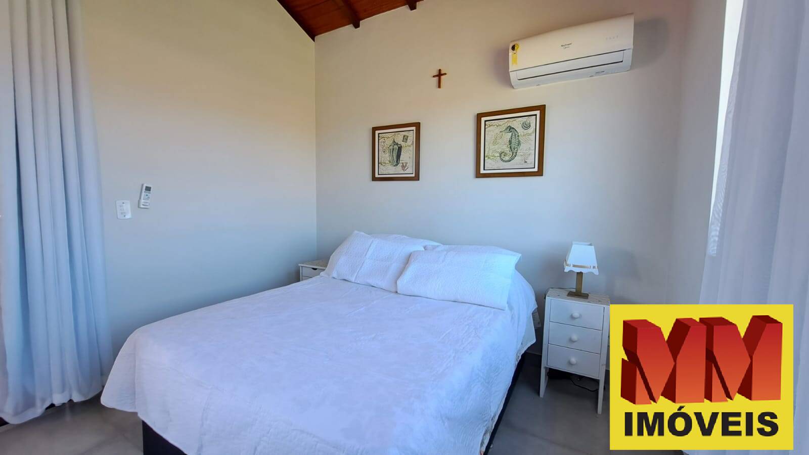 Casa de Condomínio à venda com 4 quartos, 220m² - Foto 17