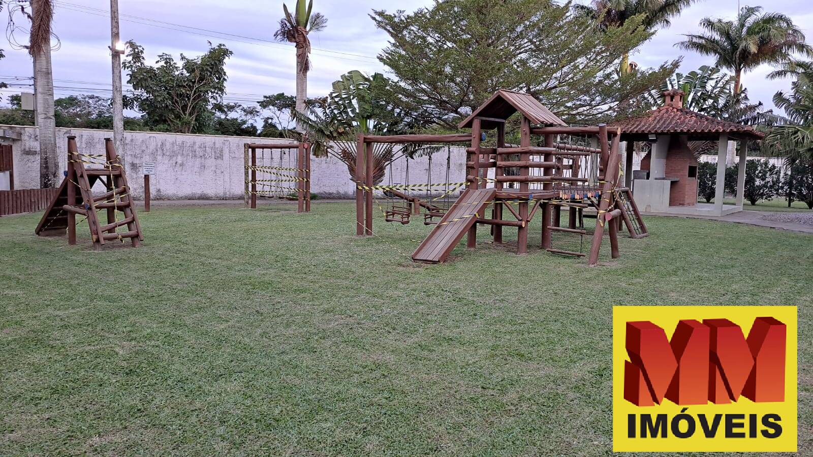 Casa de Condomínio à venda com 4 quartos, 220m² - Foto 52