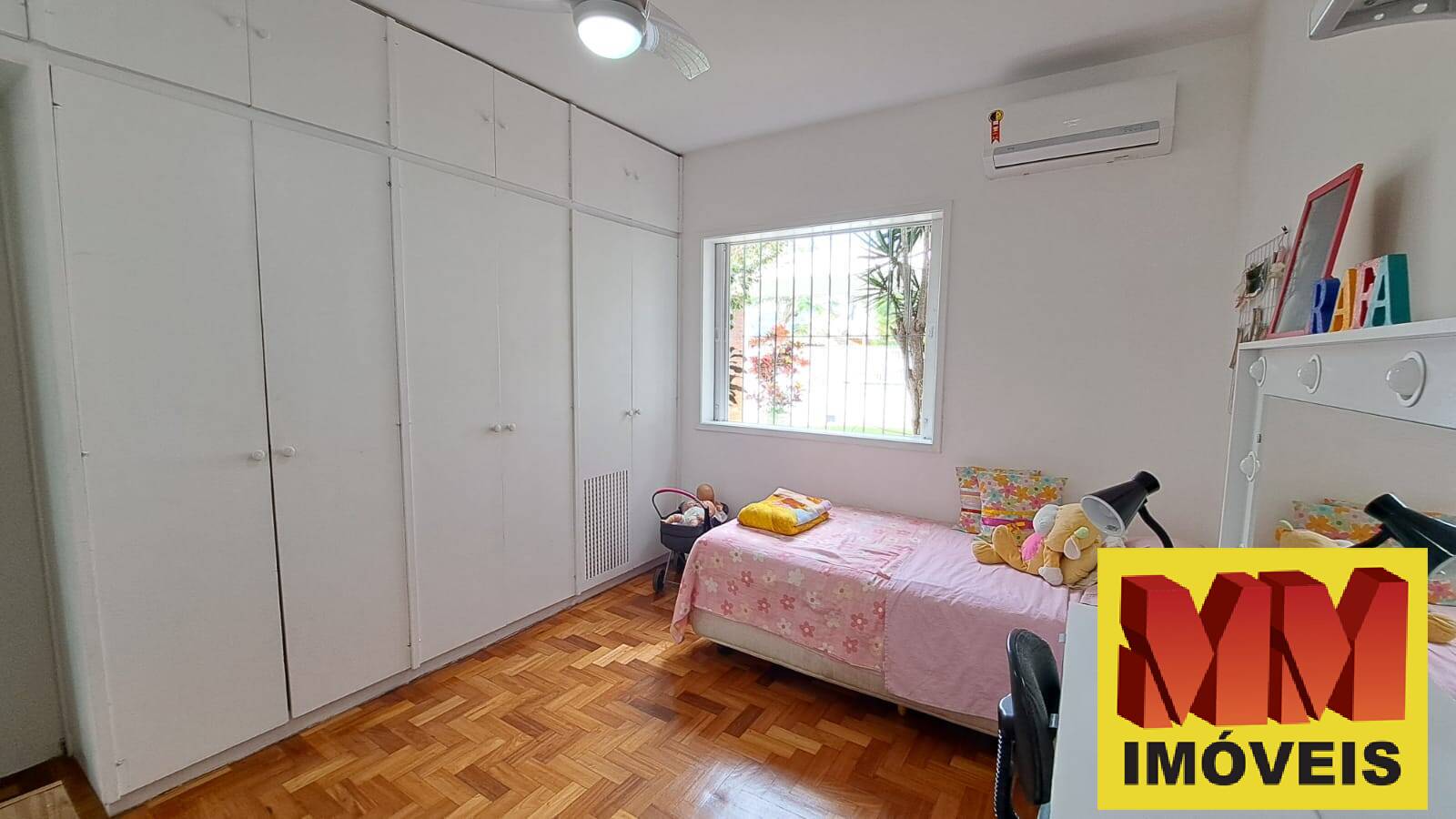 Casa à venda com 6 quartos, 250m² - Foto 40