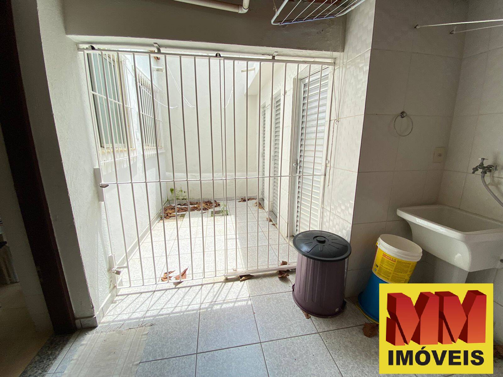 Casa de Condomínio à venda com 6 quartos, 140m² - Foto 12