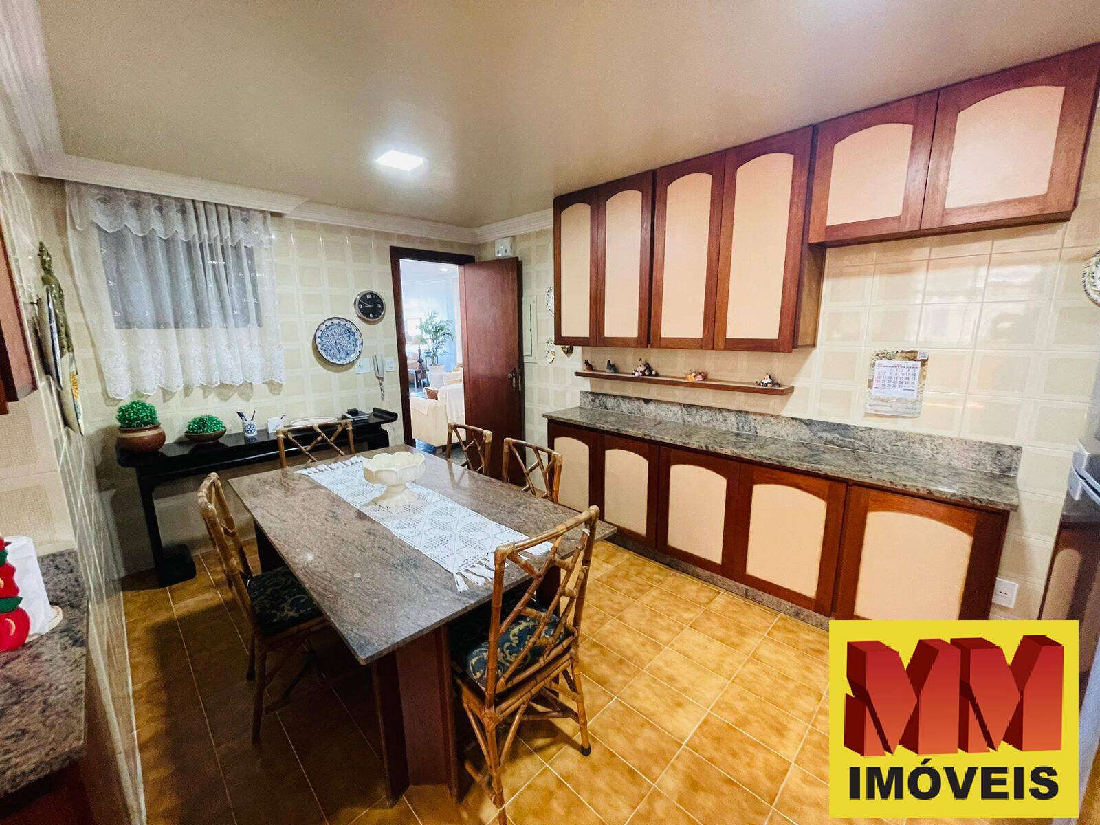 Apartamento à venda com 4 quartos, 245m² - Foto 19