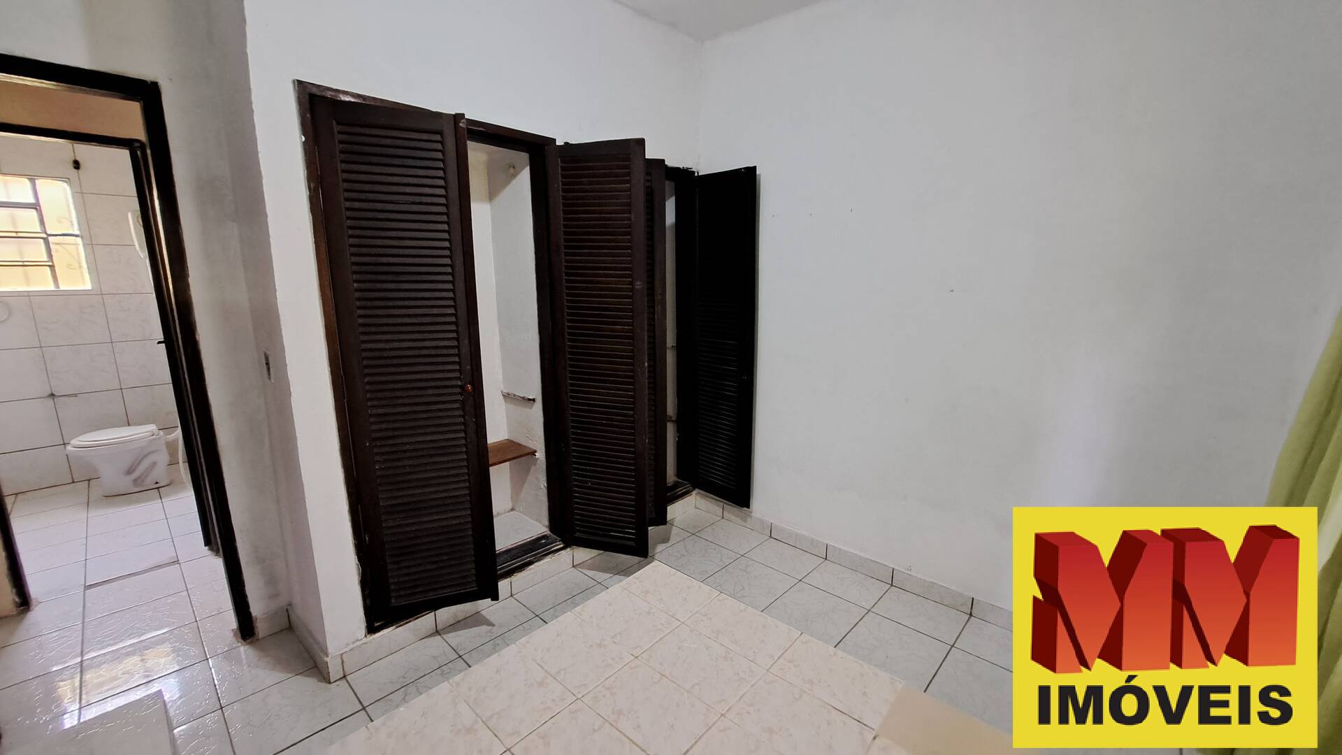 Casa à venda com 2 quartos, 55m² - Foto 14