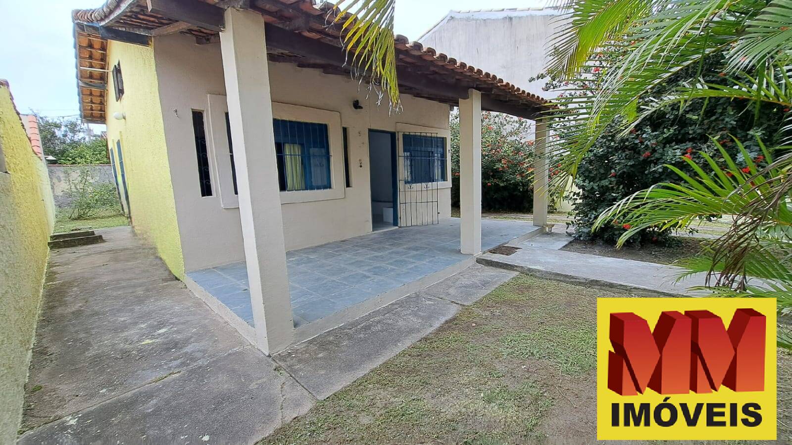 Casa à venda com 2 quartos, 55m² - Foto 1