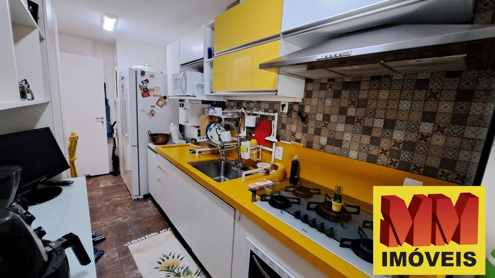 Apartamento à venda com 3 quartos, 150m² - Foto 9