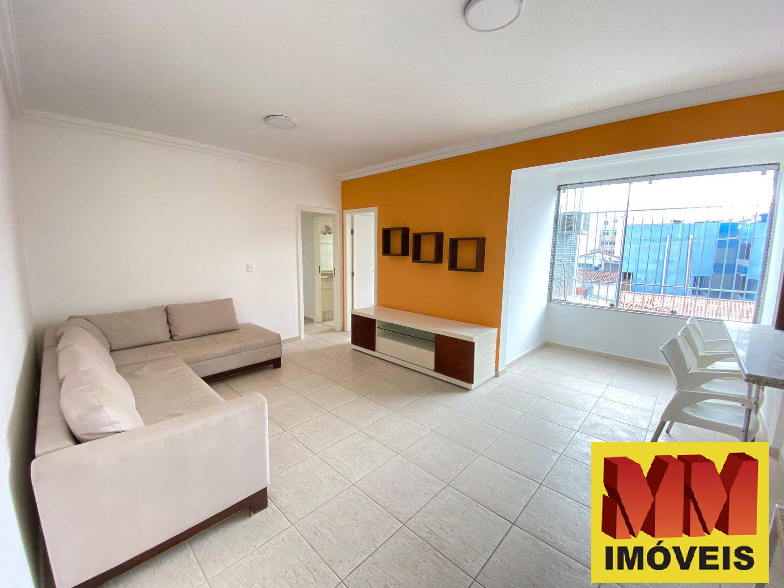 Apartamento à venda com 3 quartos, 78m² - Foto 1