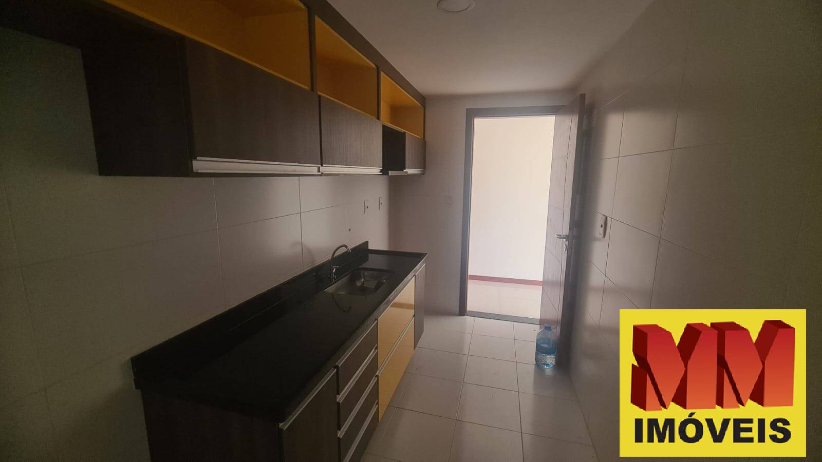 Apartamento à venda com 2 quartos, 106m² - Foto 7