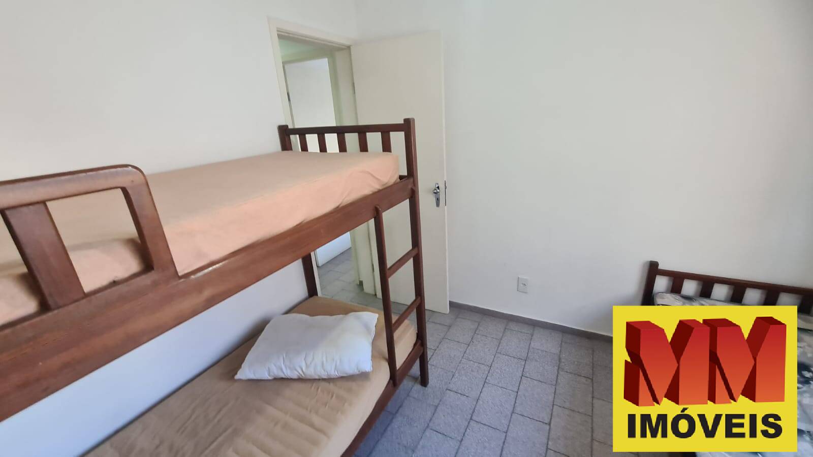 Apartamento à venda com 2 quartos, 70m² - Foto 15