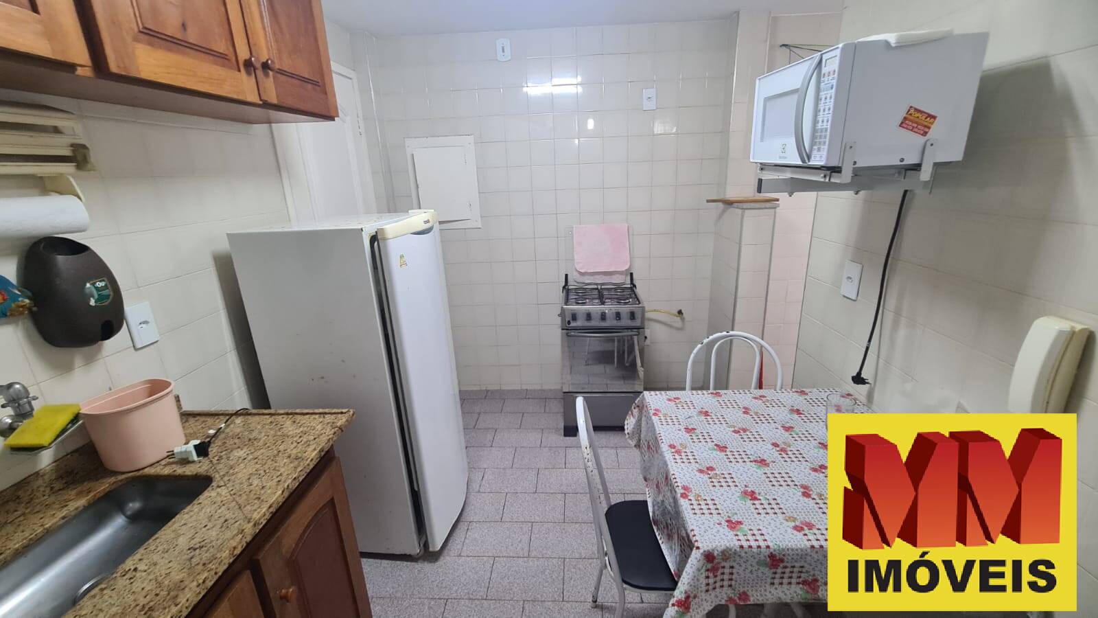 Apartamento à venda com 2 quartos, 70m² - Foto 26