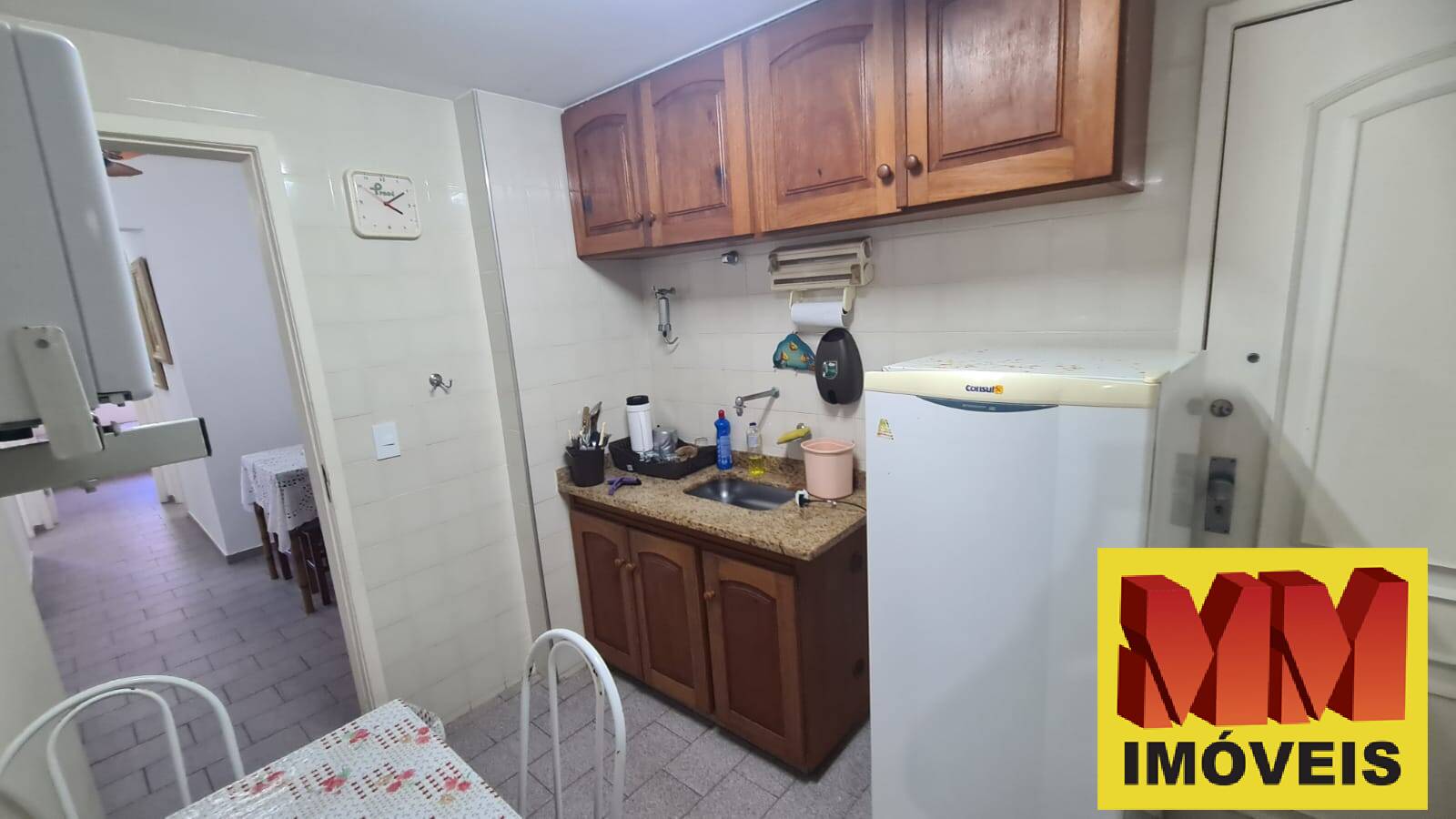 Apartamento à venda com 2 quartos, 70m² - Foto 28