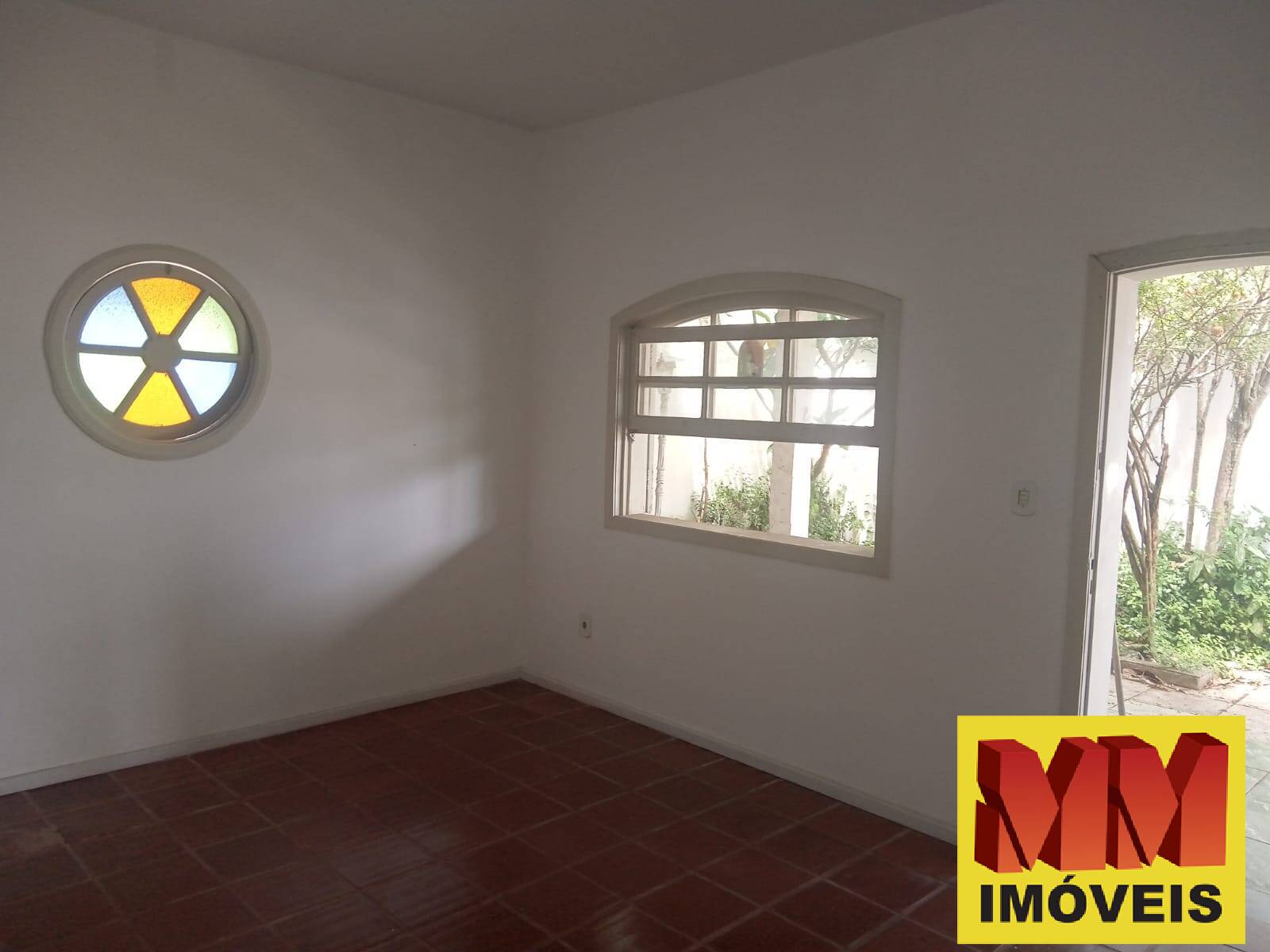 Casa à venda com 4 quartos, 200m² - Foto 8