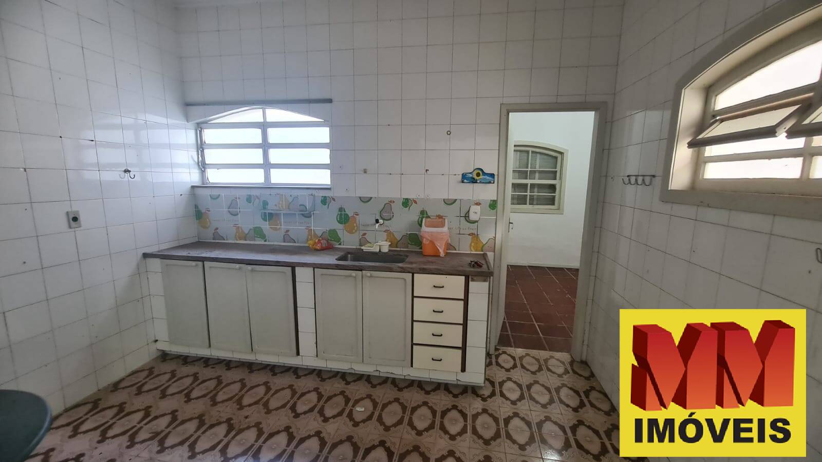 Casa à venda com 4 quartos, 200m² - Foto 30