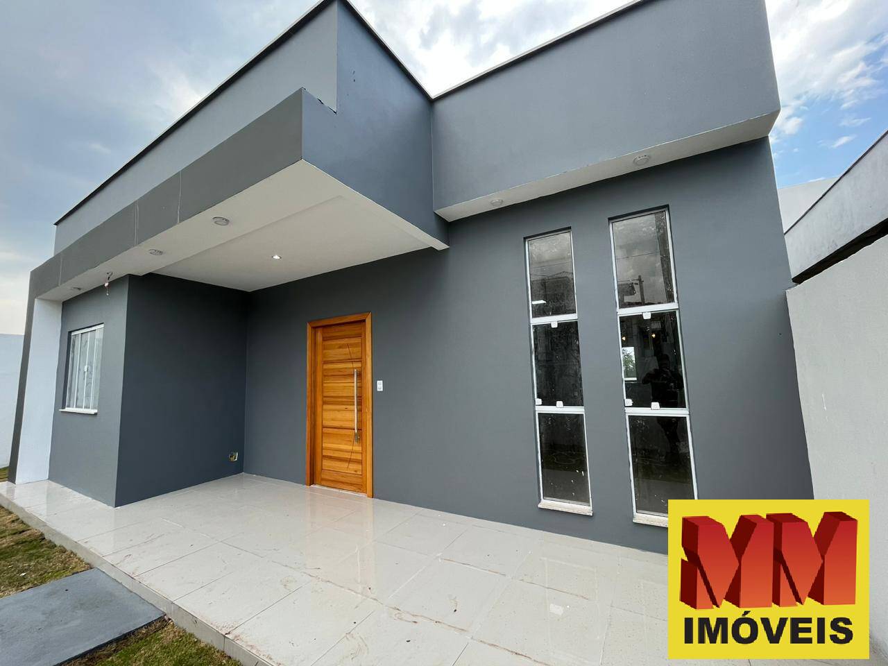 Casa de Condomínio à venda com 3 quartos, 180m² - Foto 1