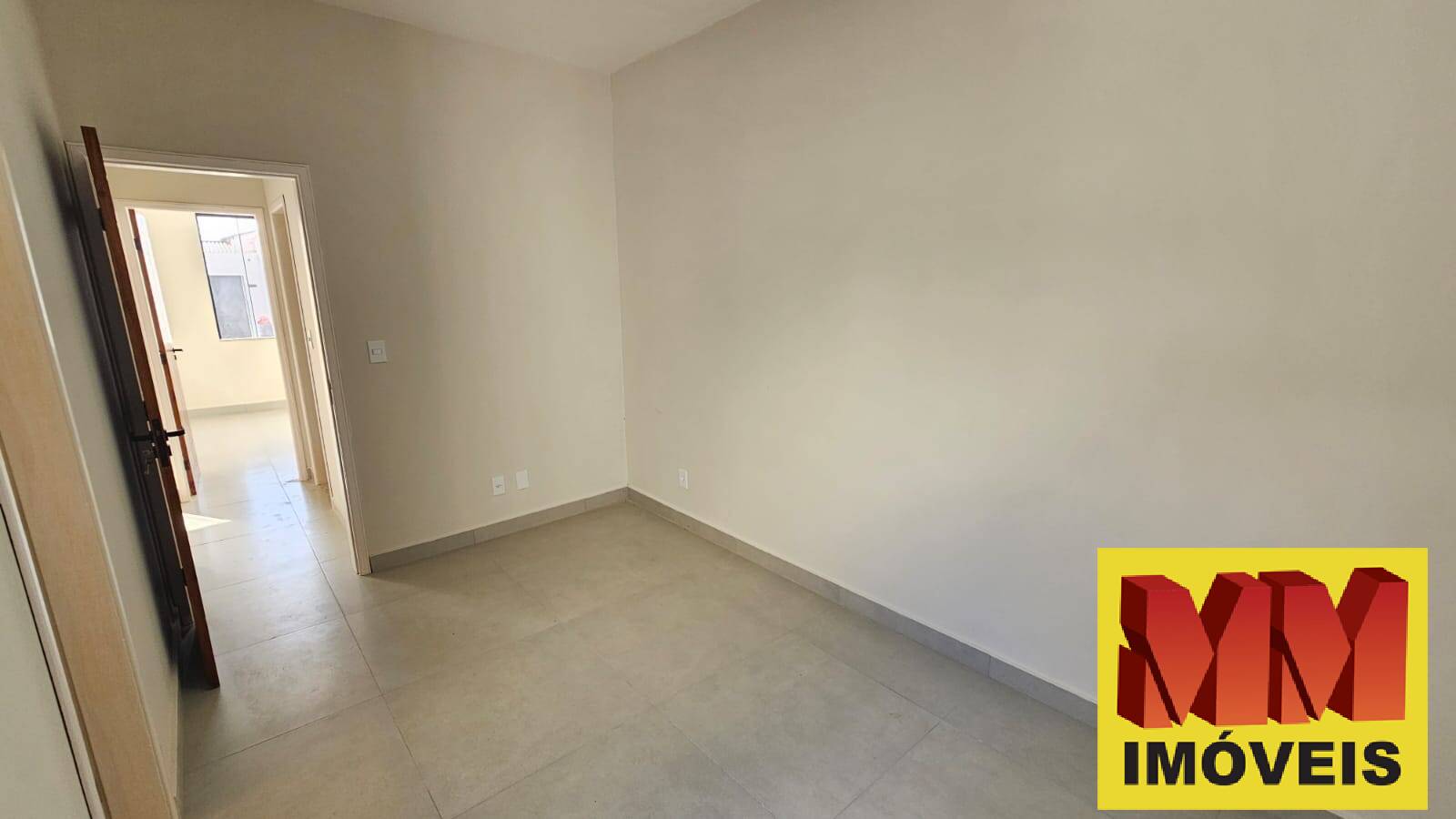 Casa à venda com 2 quartos, 60m² - Foto 18