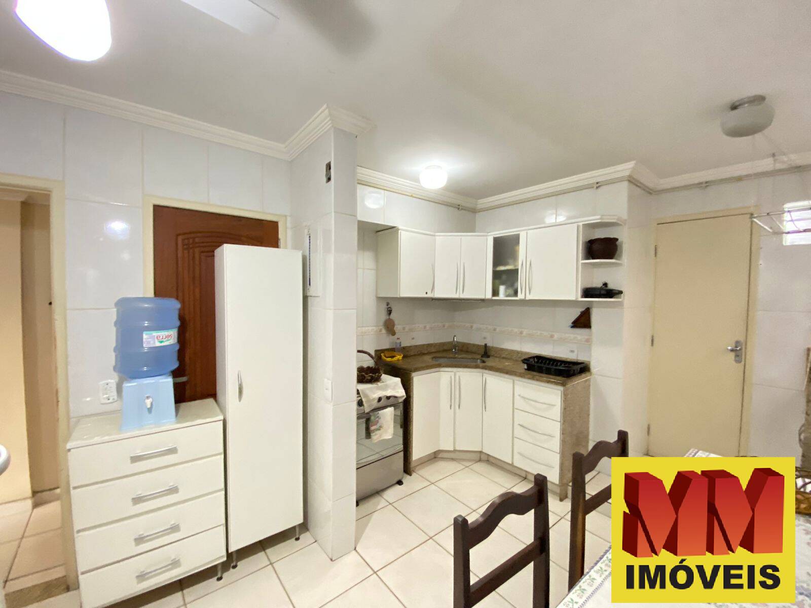 Apartamento à venda com 2 quartos, 85m² - Foto 14