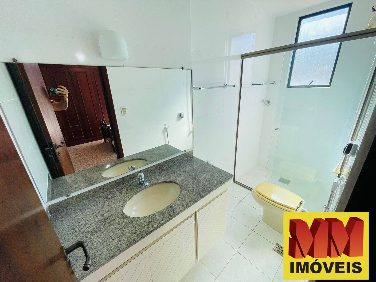 Apartamento à venda com 3 quartos, 196m² - Foto 27