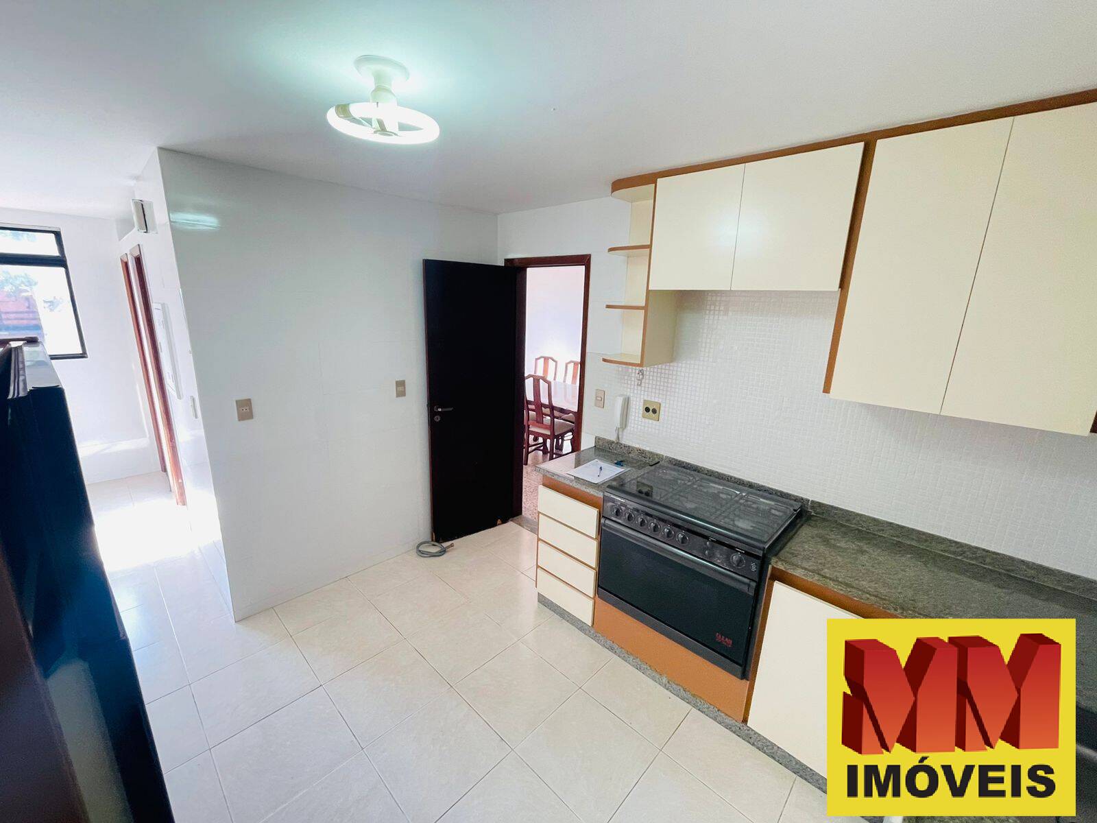 Apartamento à venda com 3 quartos, 196m² - Foto 12