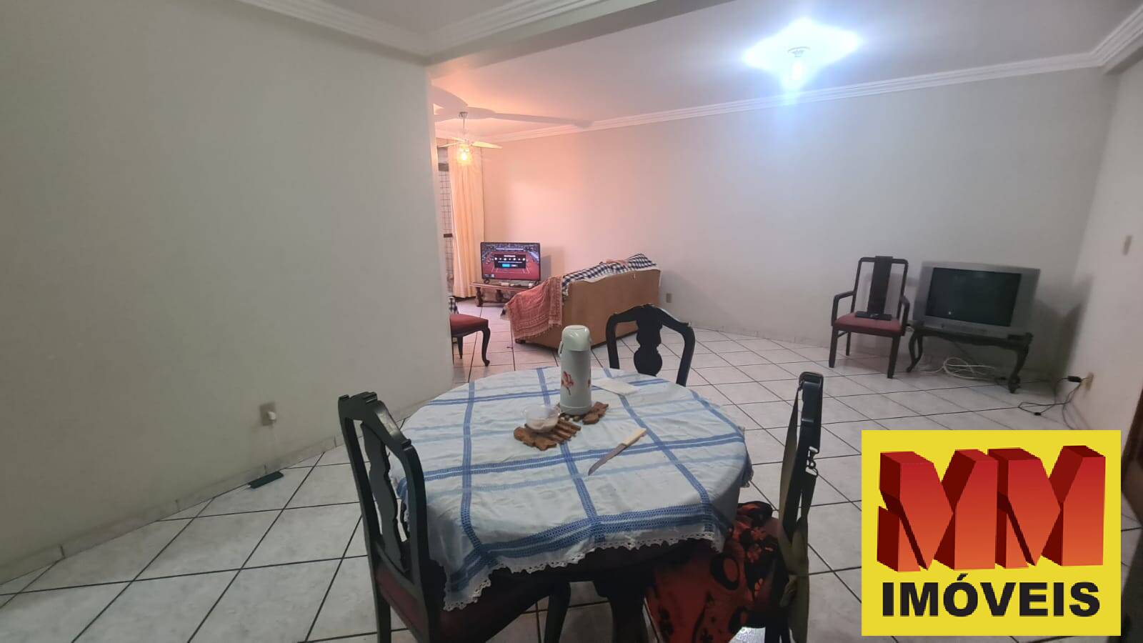 Apartamento à venda com 3 quartos, 128m² - Foto 5