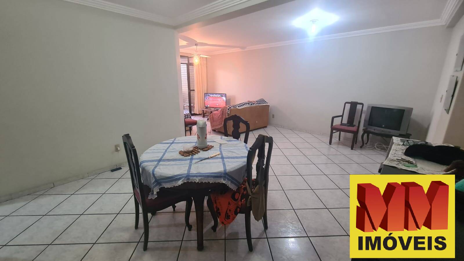 Apartamento à venda com 3 quartos, 128m² - Foto 8