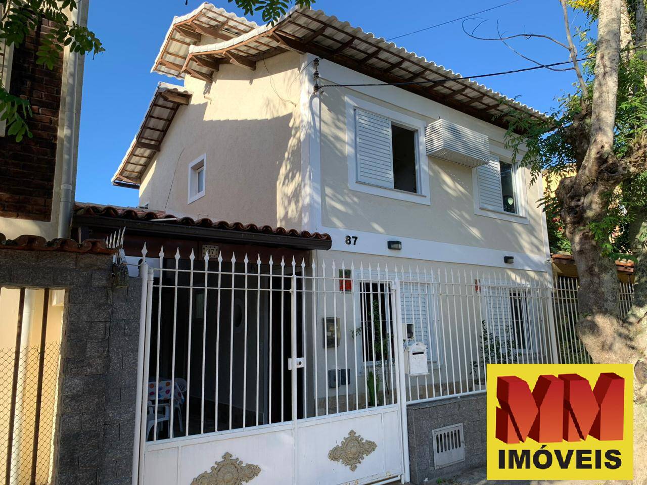 Casa de Condomínio à venda com 5 quartos, 117m² - Foto 1