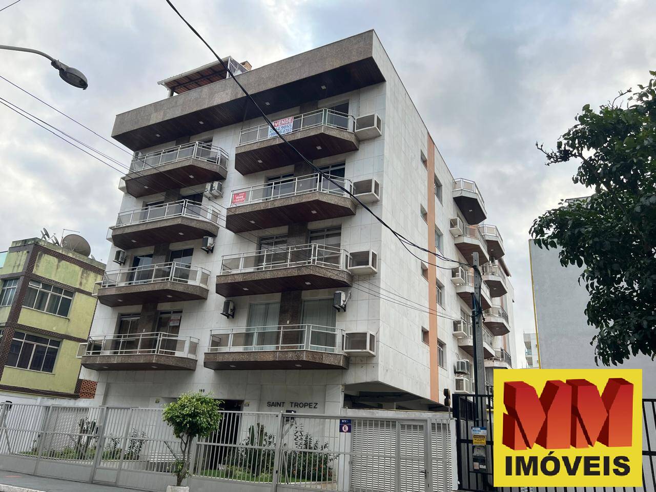 Apartamento à venda com 3 quartos, 146m² - Foto 1