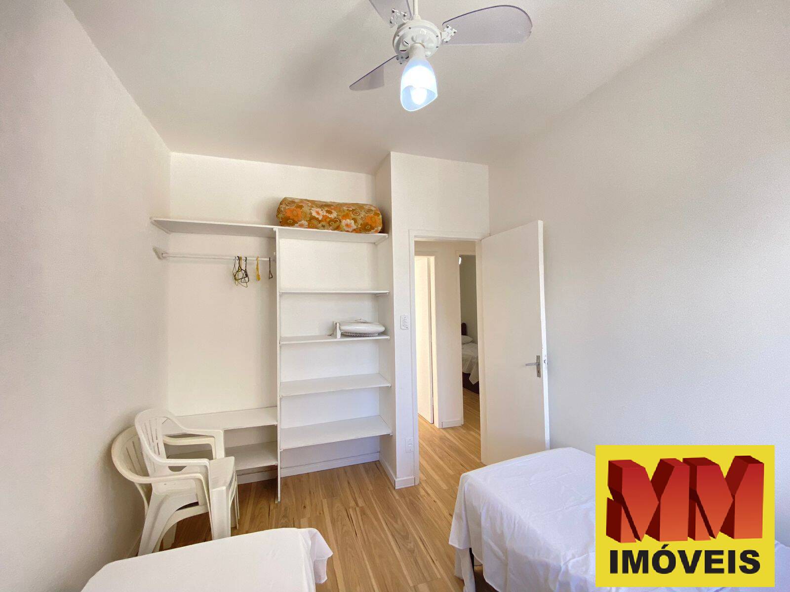 Apartamento à venda com 2 quartos, 60m² - Foto 4