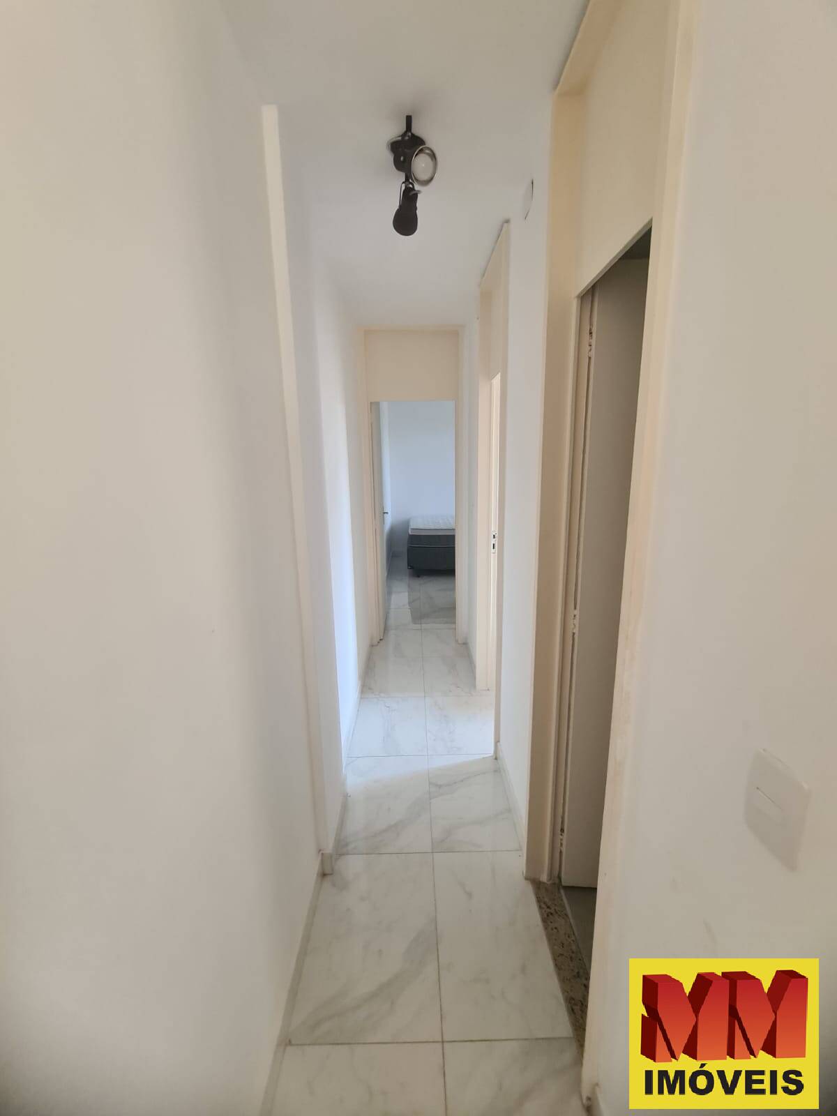 Apartamento à venda com 2 quartos, 60m² - Foto 14