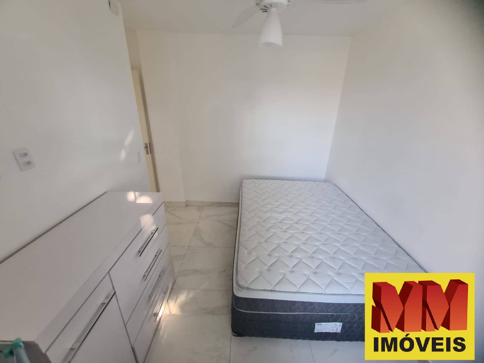 Apartamento à venda com 2 quartos, 60m² - Foto 25