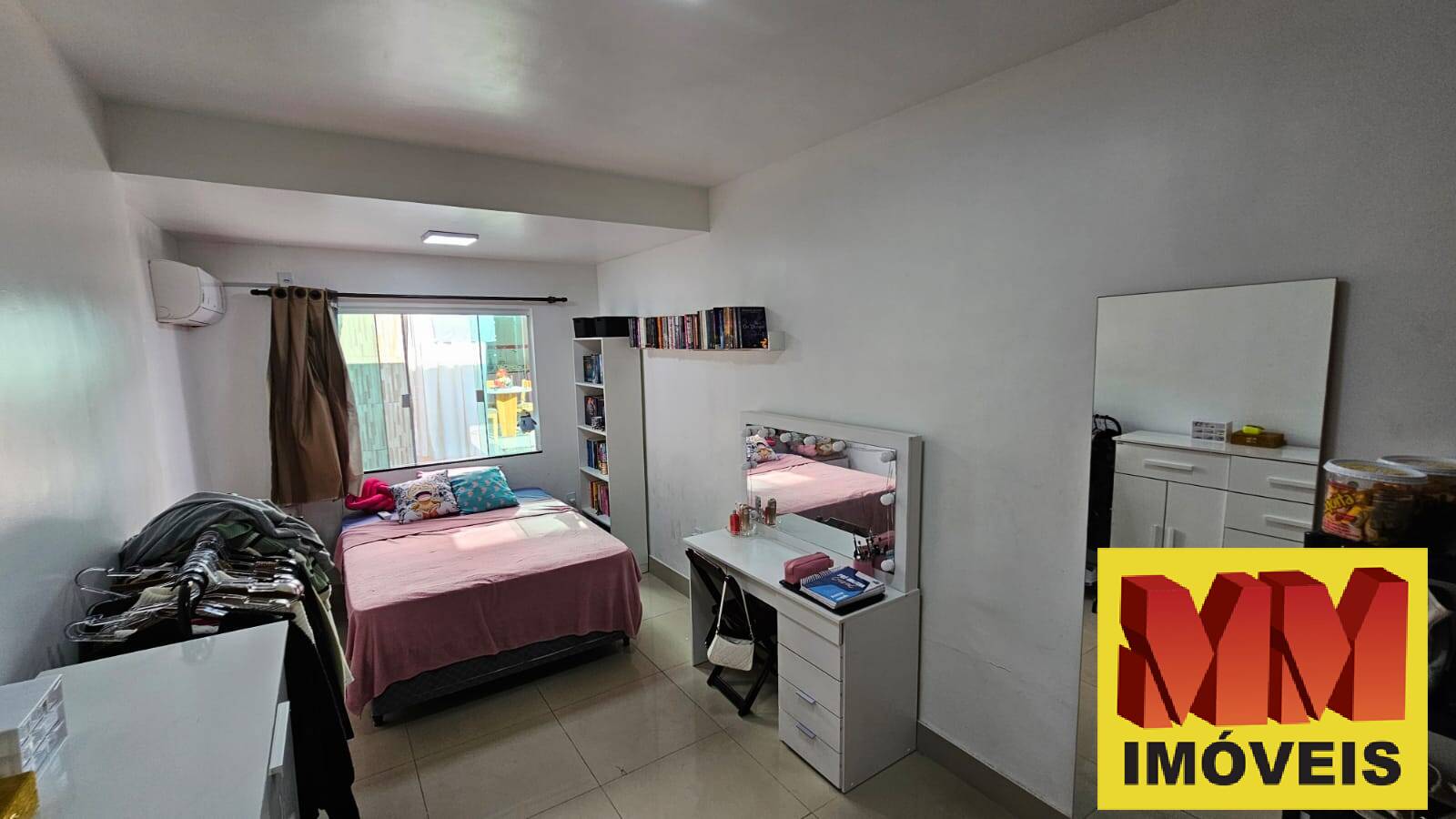 Casa à venda com 5 quartos, 127m² - Foto 15