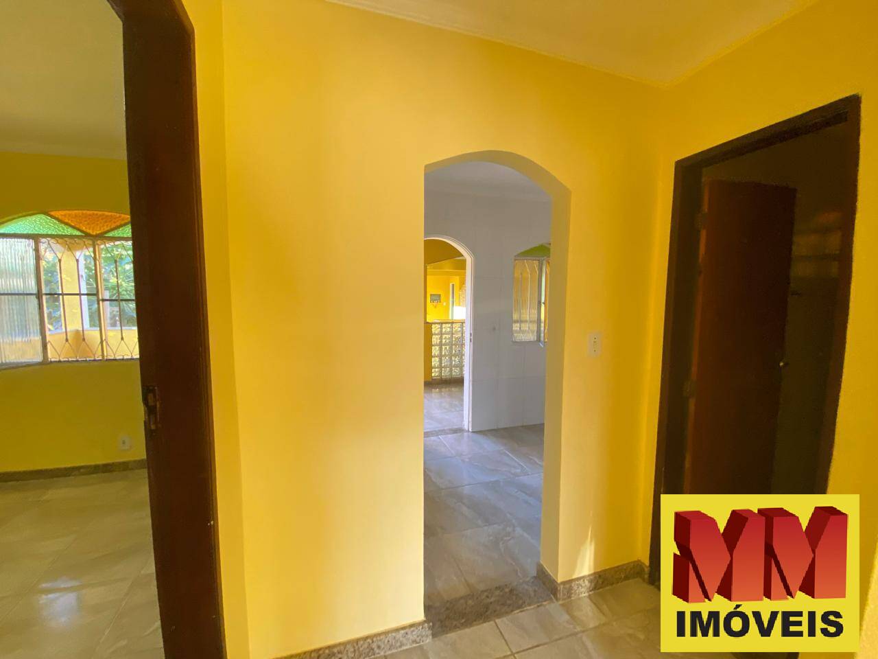 Casa à venda com 3 quartos, 220m² - Foto 6